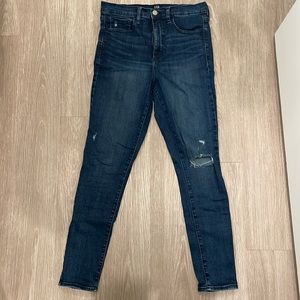 GAP High Waisted Favorite Jegging in dark indigo, size 30 regular